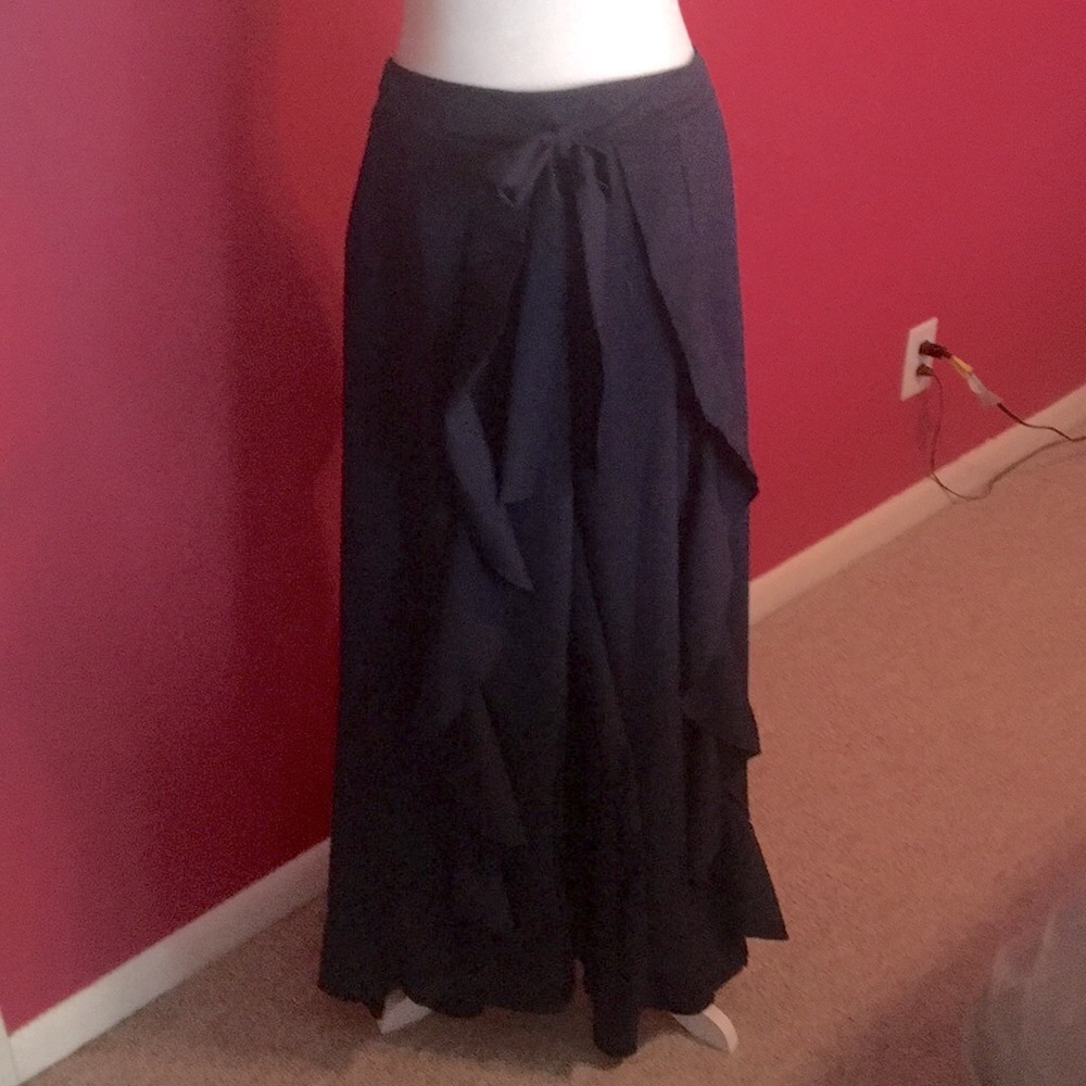 Peplum pants